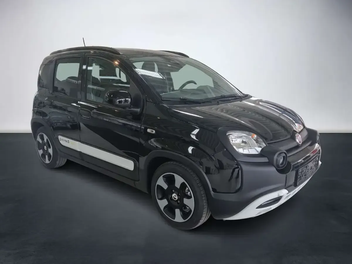 Neu Fiat Panda Cross Cross 65 PS (47 kW) 2026 Cinema schwarz Kleinwagen
