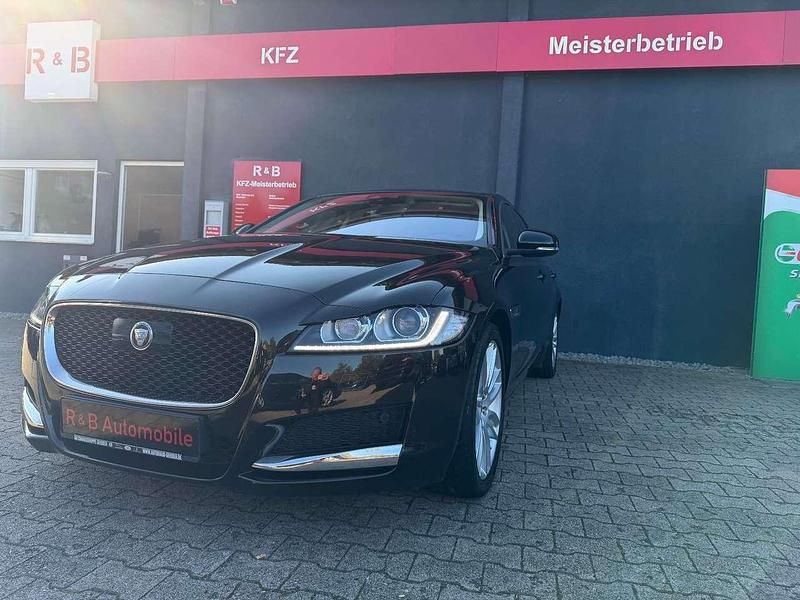 Schwarz Gebraucht 2016 Jaguar XF Prestige Limousine | 11.499 € (Guter Preis) - Bild 1/4