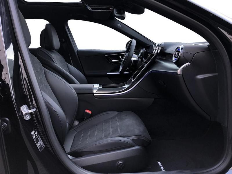 Gebraucht Mercedes C300 265 PS (194 kW) 2026 Metalliclack obsidianschwarz Limousine