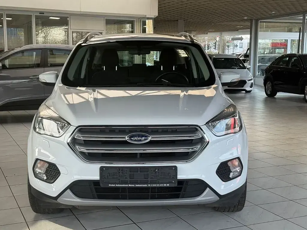 Gebraucht Ford Kuga Cool & Connect 150 PS (110 kW) 2018 Weiß SUV