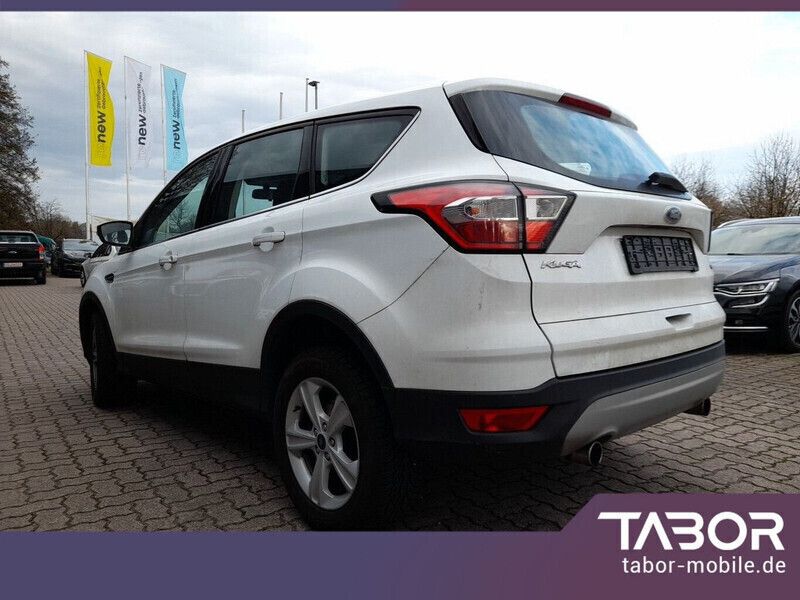 Gebraucht Ford Kuga Trend 120 PS (88 kW) 2018 Weiß SUV