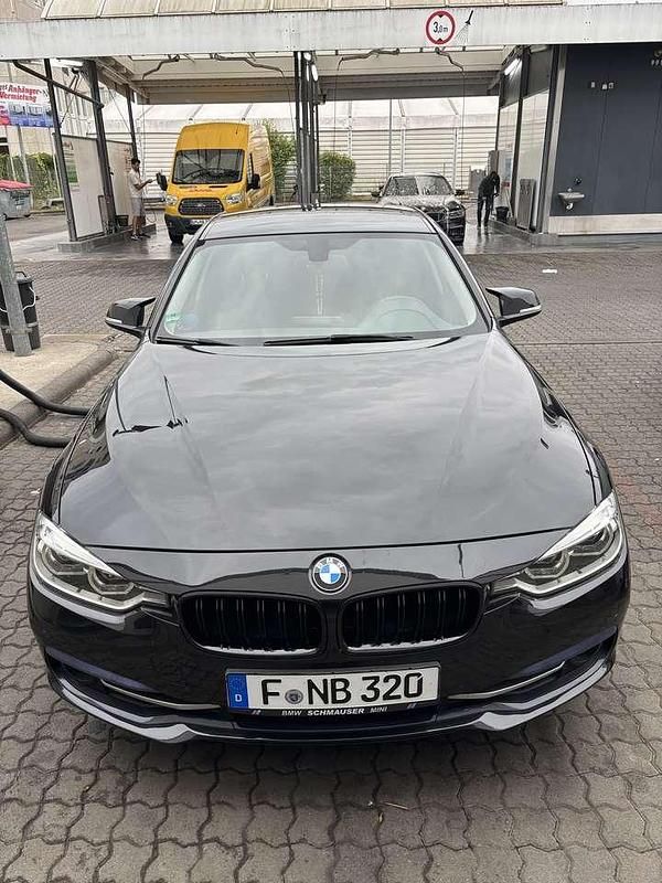 Gebraucht 2016 BMW 320 Sport Line Limousine | 16.000 € (Fairer Preis) - Bild 1/4