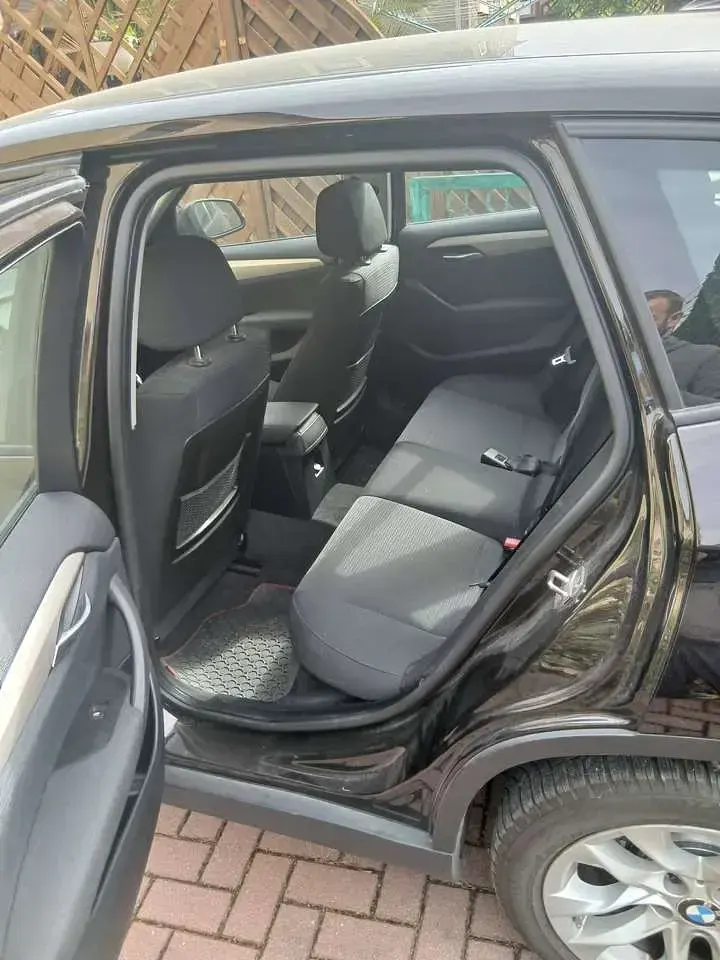 Gebraucht BMW X1 150 PS (110 kW) 2015 Schwarz SUV