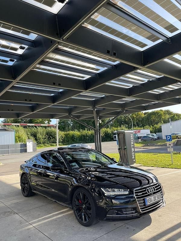 Schwarz Gebraucht 2016 Audi A7 Sportback S-Line Kleinwagen | 25.000 € (Guter Preis) - Bild 1/4
