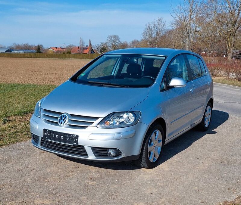 Silber Gebraucht 2006 VW Golf Plus Cross Comfortline Van / Kleinbus | 6.290 € (Etwas zu teuer) - Bild 1/4