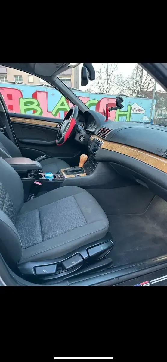 Gebraucht BMW 320 150 PS (110 kW) 2002 Silber Limousine