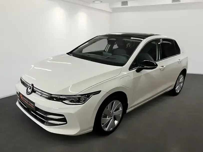 Ny VW Golf VIII 204 HK (150 kW) 2025 Hvid Sedan