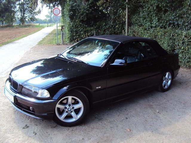 Gebraucht BMW 318 Cabriolet 194 PS (142 kW) 2002 Schwarz metallic Cabrio