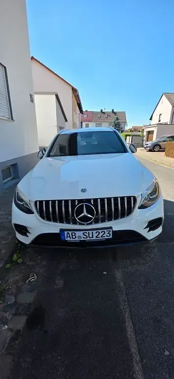 Gebraucht Mercedes GLC220 170 PS (125 kW) 2019 Schwarz SUV