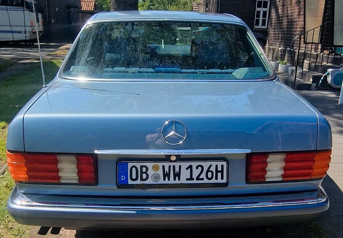 Gebraucht Mercedes S260 SE 160 PS (117 kW) 1989 Blau Limousine