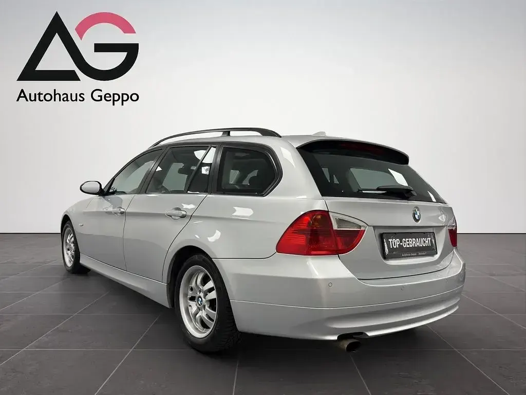 Gebraucht BMW 320 Performance 150 PS (110 kW) 2007 Silber Kombi