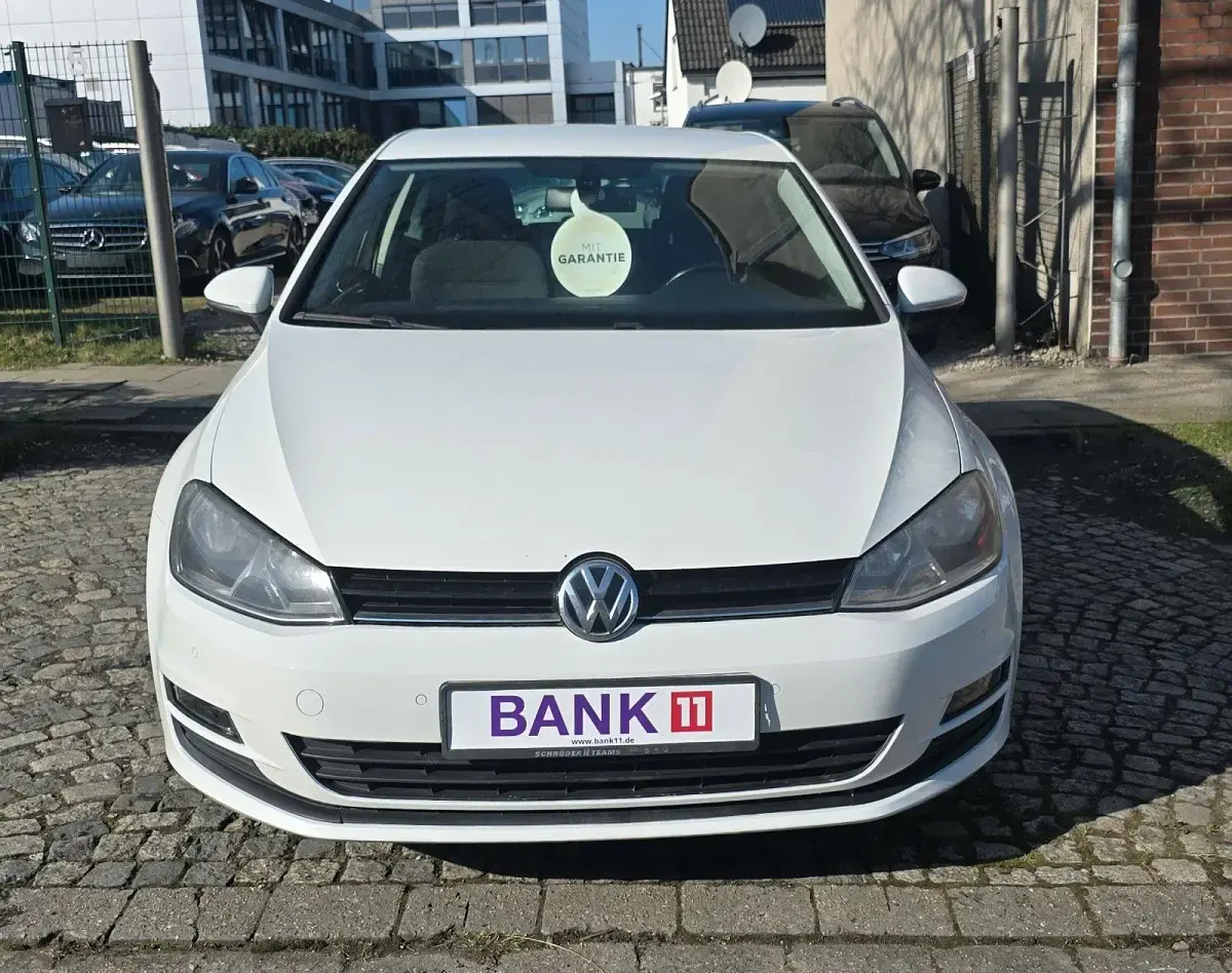 Gebraucht VW Golf VII Comfortline 86 PS (63 kW) 2013 Pure white Kleinwagen