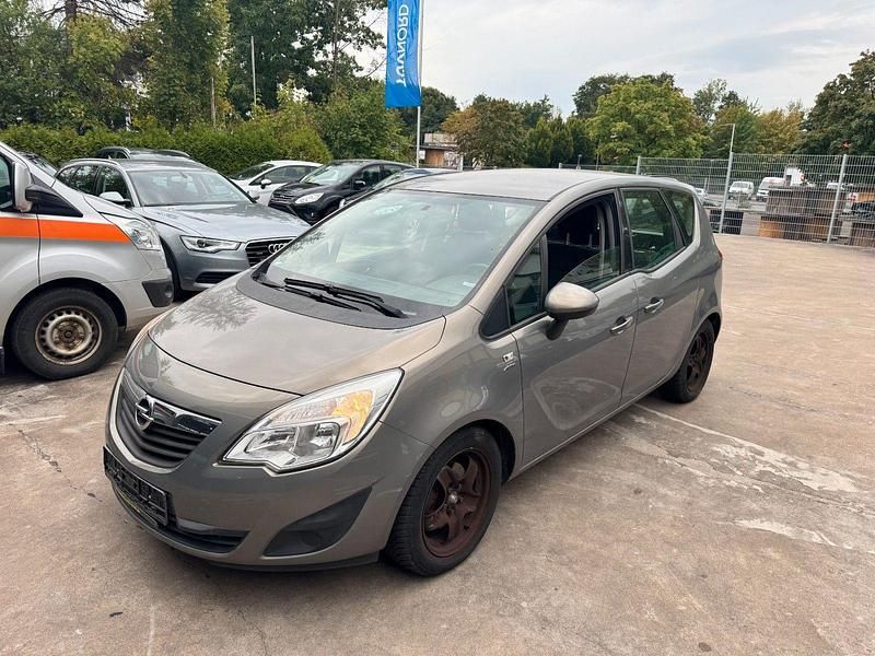 Grau Gebraucht 2013 Opel Meriva Active Van / Kleinbus | 3.450 € (Superpreis) - Bild 1/4