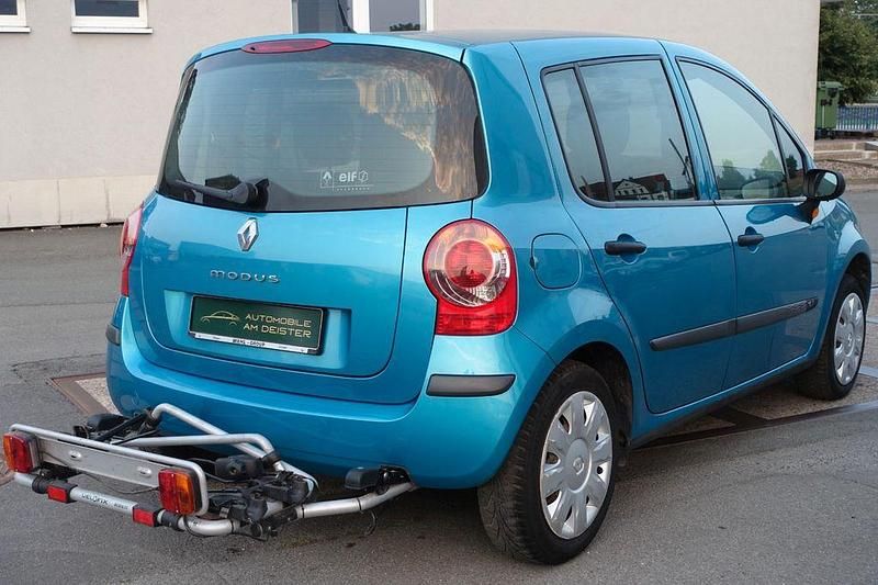 Gebraucht Renault Modus 75 PS (55 kW) 2004 Grün Van / Kleinbus