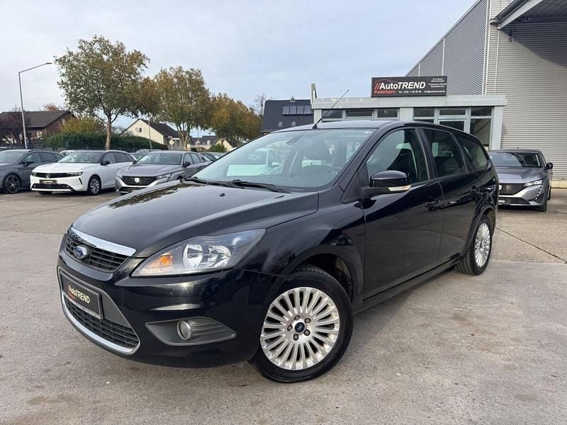 Schwarz Gebraucht 2009 Ford Focus Titanium Kombi | 4.999 € (Etwas zu teuer) - Bild 1/4