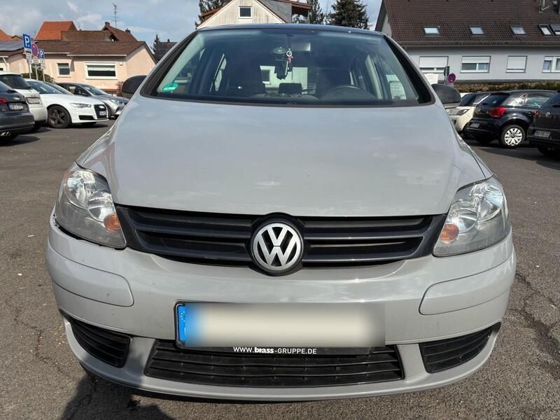 Grau Gebraucht 2006 VW Golf V Limousine | 2.650 € (Fairer Preis) - Bild 1/4