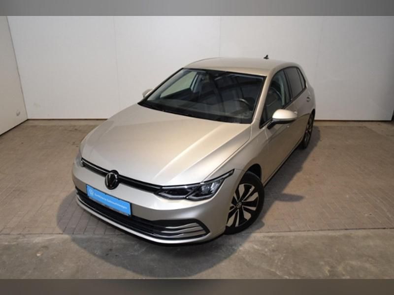 Gebraucht VW Golf VIII Move 110 PS (80 kW) 2024 Ivory silver metallic Limousine