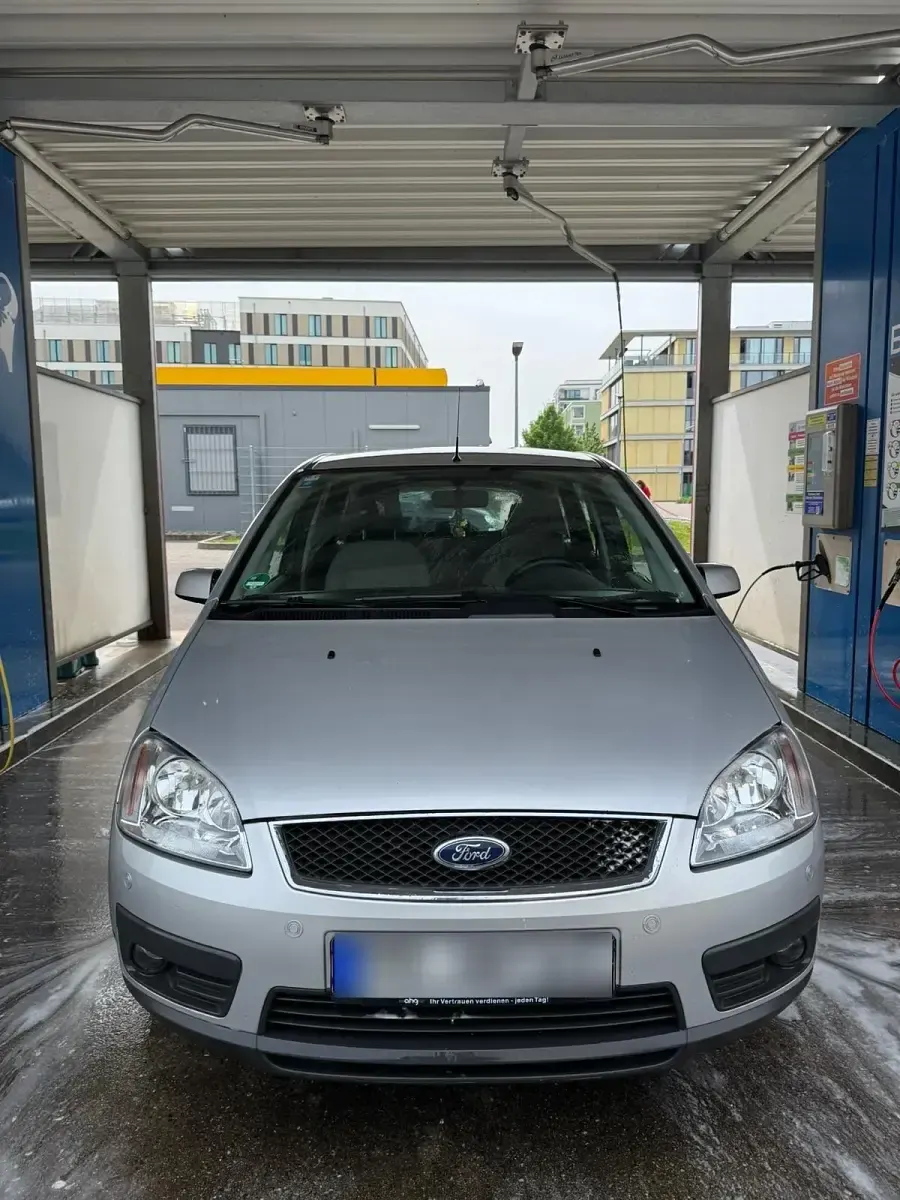 Second-hand Ford Focus 116 CP (85 kW) 2006 Argintiu Hatchback