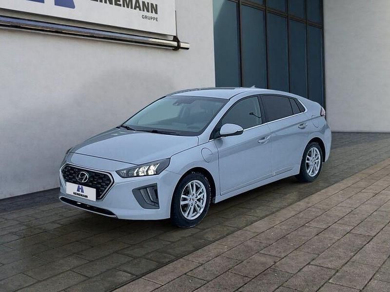 Silber Gebraucht 2022 Hyundai Ioniq Style Kleinwagen | 15.950 € (Guter Preis) - Bild 1/4