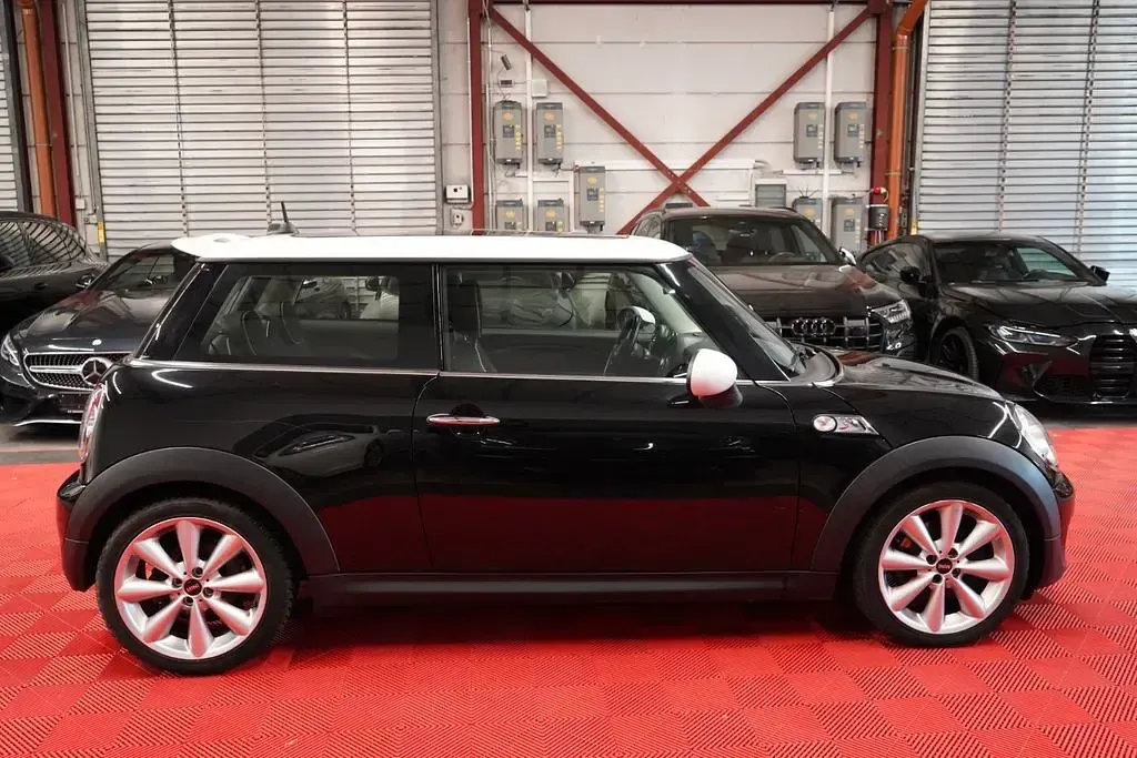 Gebraucht Mini Cooper S 184 PS (135 kW) 2012 Schwarz Kleinwagen