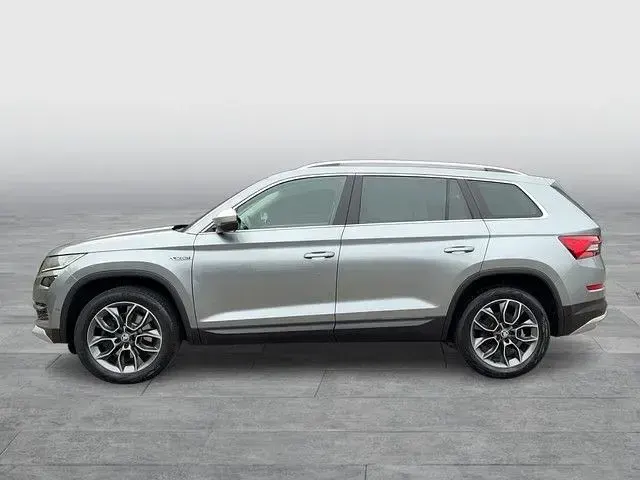 Gebraucht Skoda Kodiaq Scout 4x4 190 PS (139 kW) 2018 Grau SUV