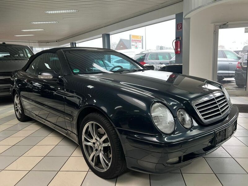 Gebraucht Mercedes CLK230 Avantgarde 197 PS (144 kW) 2000 Schwarz Cabrio