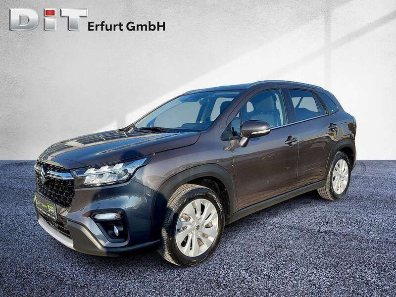 Titan dark gray pearl Gebraucht 2023 Suzuki SX4 S-Cross Comfort SUV | 16.490 € (Guter Preis) - Bild 1/4
