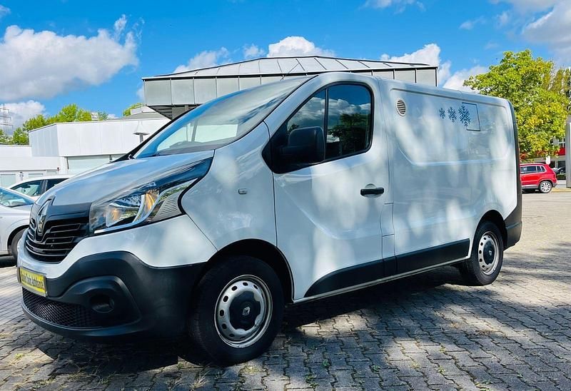 Gebraucht Renault Trafic Komfort 120 PS (88 kW) 2019 Van / Kleinbus