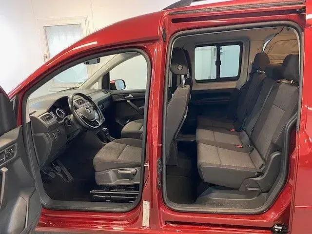 Occasion VW Caddy Beach 131 ch (96 kW) 2020 Rouge Monospace