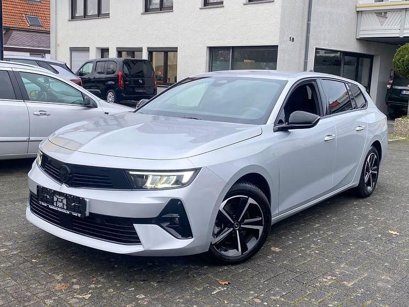 Silber Gebraucht 2024 Opel Astra Kombi | 22.222 € (Guter Preis) - Bild 1/4