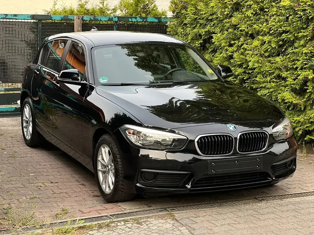 Gebraucht BMW 116 109 PS (80 kW) 2015 Schwarz Kleinwagen