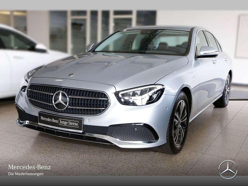 Gebraucht Mercedes E200 Avantgarde 197 PS (144 kW) 2021 Silber Limousine