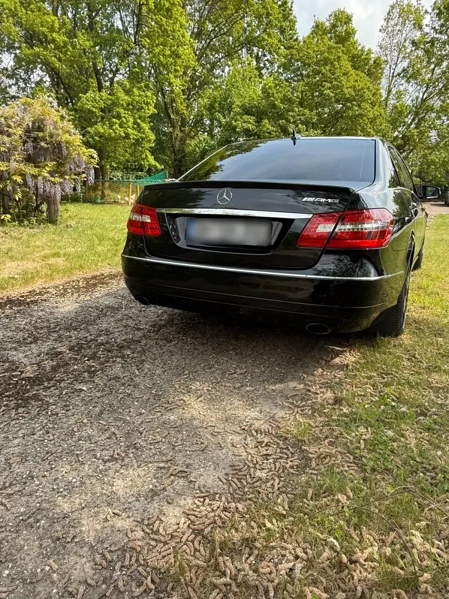 Gebraucht Mercedes E350 Avantgarde 231 PS (169 kW) 2010 Schwarz Limousine