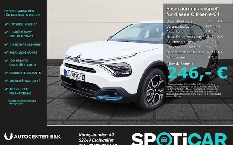 Polar weiß Gebraucht 2024 Citroën e-C4 Feel Limousine | 19.690 € (Superpreis) - Bild 1/4