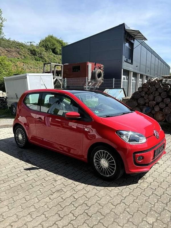 Rot Gebraucht 2012 VW up! high up! Kleinwagen | 6.100 € (Fairer Preis) - Bild 1/4