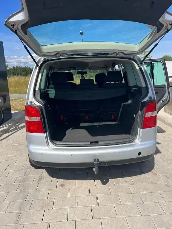 Gebraucht VW Touran 140 PS (102 kW) 2004 Silber Van / Kleinbus