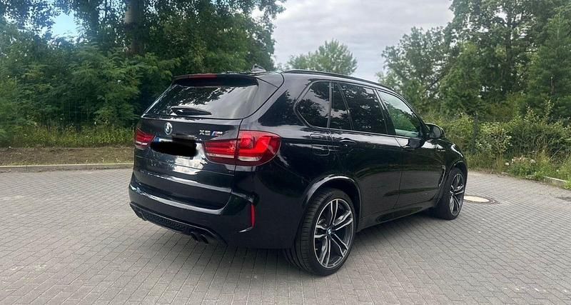 Blau Gebraucht 2016 BMW X5 M SUV | 36.500 € (Guter Preis) - Bild 1/4