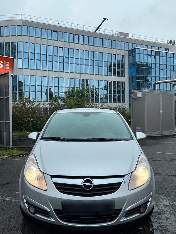 Gebraucht Opel Corsa Catch Me 80 PS (58 kW) 2007 Silber Kleinwagen