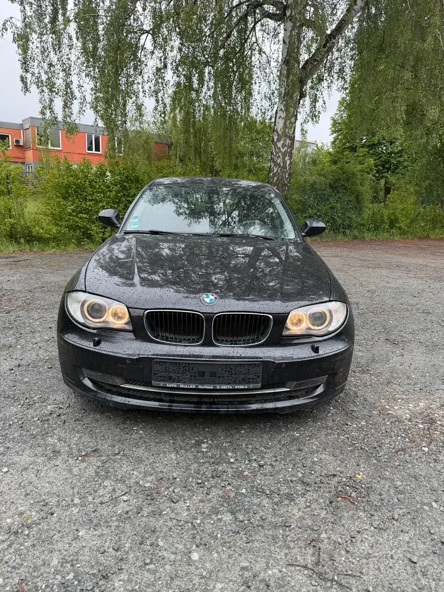 Second-hand BMW 116 116 CP (85 kW) 2009 Negru Hatchback