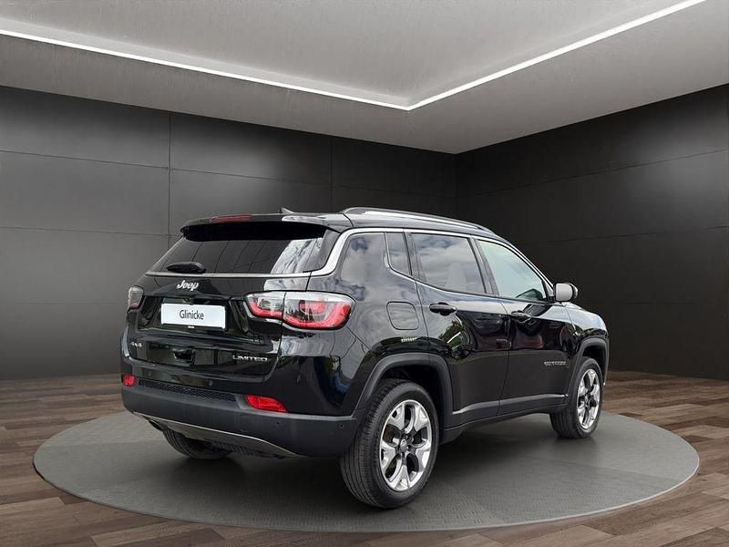 Gebraucht Jeep Compass Limited 140 PS (102 kW) 2020 Schwarz SUV