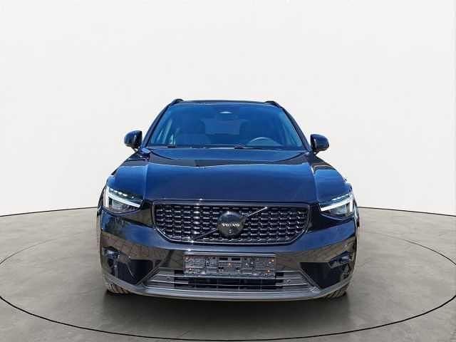 Usata Volvo XC40 120 CV (88 kW) 2025 SUV
