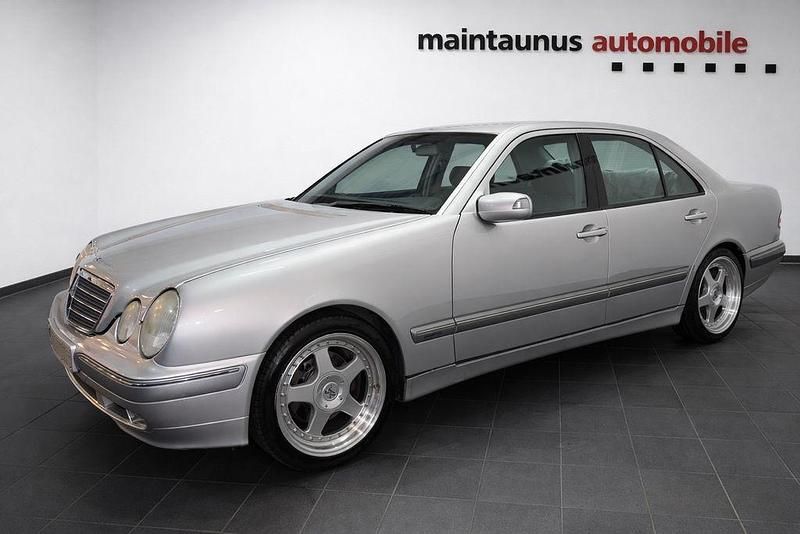 Gebraucht Mercedes E240 170 PS (125 kW) 1999 Silber Limousine