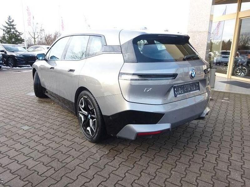 Gebraucht BMW iX Sport Line 239 kW (326 PS) 2022 Grau SUV