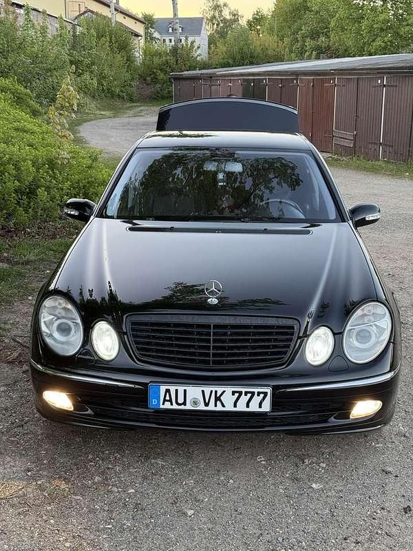 Gebraucht Mercedes E320 Avantgarde 224 PS (164 kW) 2005 Limousine