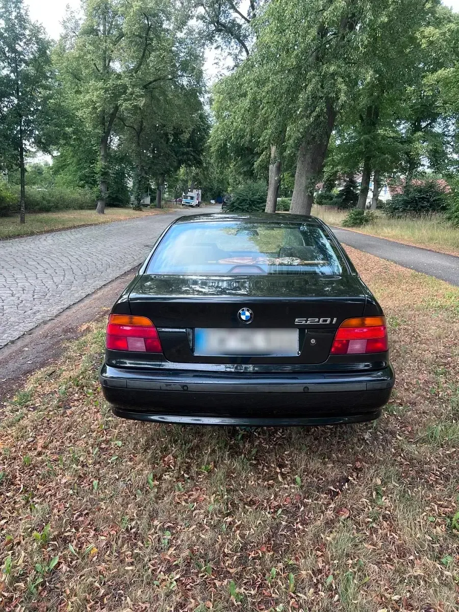 Gebraucht BMW 520 150 PS (110 kW) 1997 Schwarz Limousine