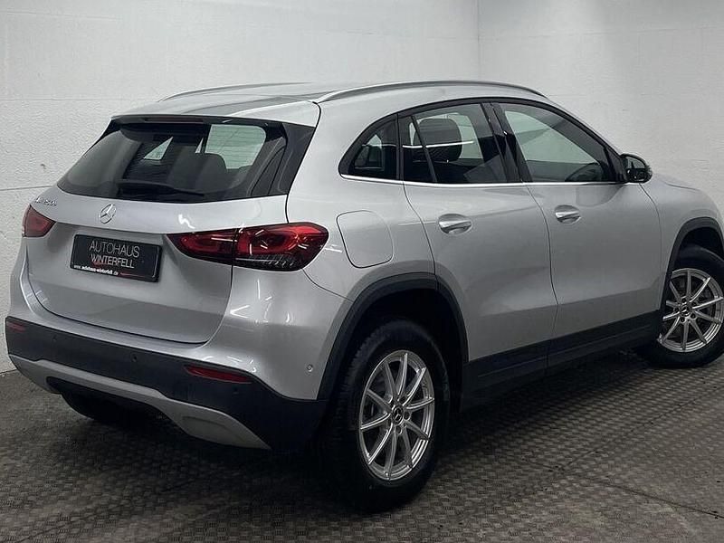 Gebraucht Mercedes GLA250 339 PS (249 kW) 2022 Silber SUV