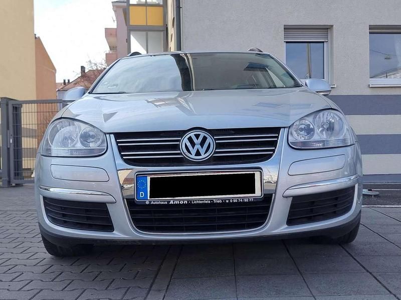 Gebraucht VW Golf V Trendline 102 PS (75 kW) 2009 Reflexsilber metallic Kombi
