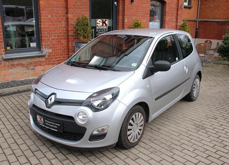 Gebraucht Renault Twingo Expression 75 PS (55 kW) 2013 Silber Kleinwagen
