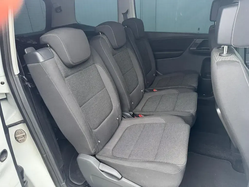 Gebraucht VW Sharan Comfortline 150 PS (110 kW) 2019 Weiß Van / Kleinbus