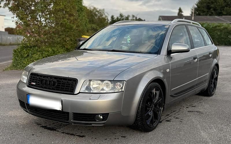 Silber Gebraucht 2003 Audi A4 S-Line Kombi | 2.290 € (Fairer Preis) - Bild 1/4